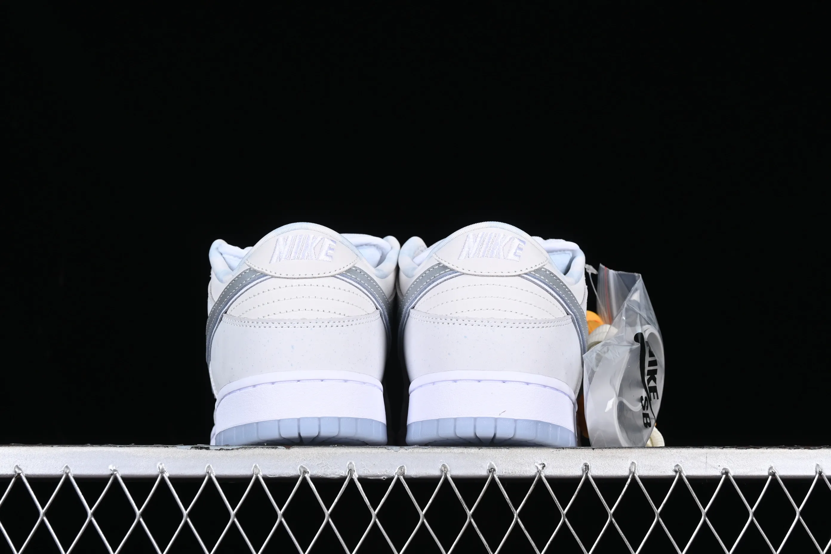 All categories Nk SB Dunk series Nk SB Dunk Low low-top sneakers M version pure original Concepts x Nk Dunk Low Pro SB "White lobster" full head layer white lobster SB low-top sports and leisure sneakers FD8776-100